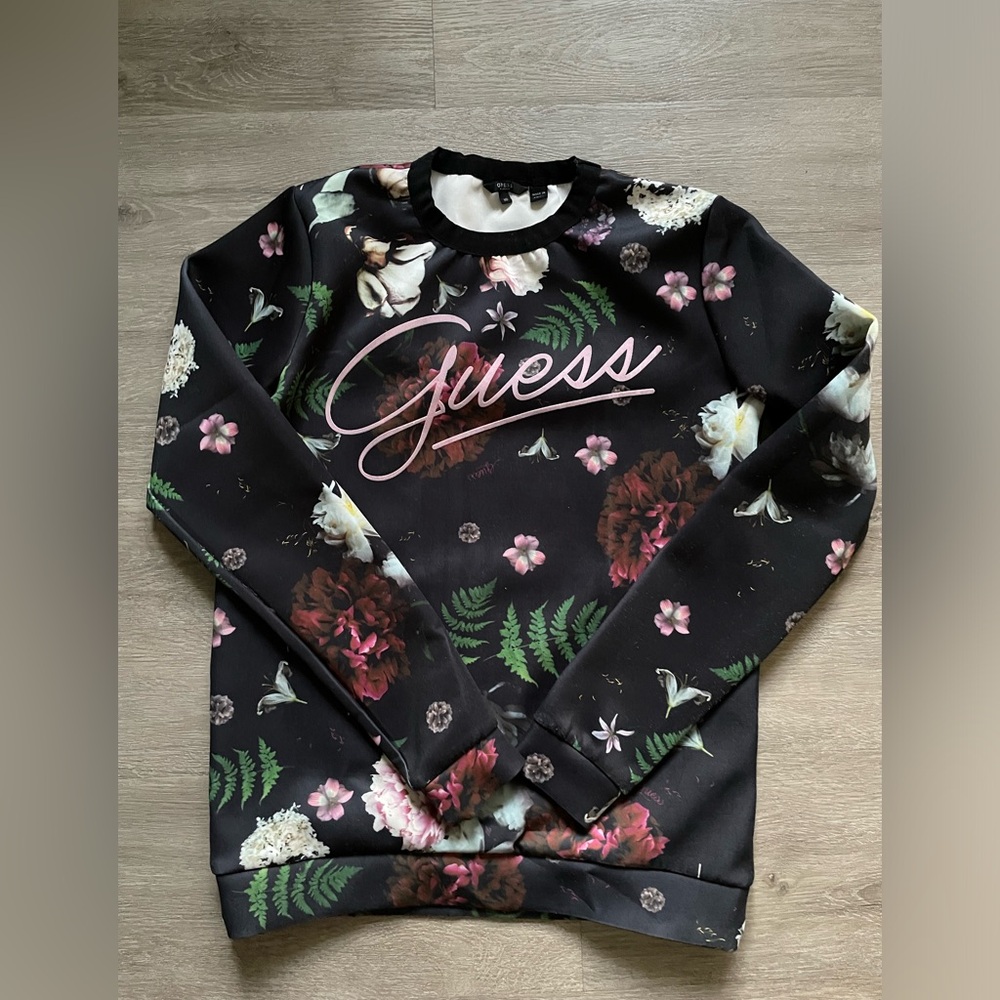 Guess Girl’s top